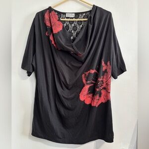 🎉4/30$🎉 Black Cowl Neck Top with Red Flowers 🌺
